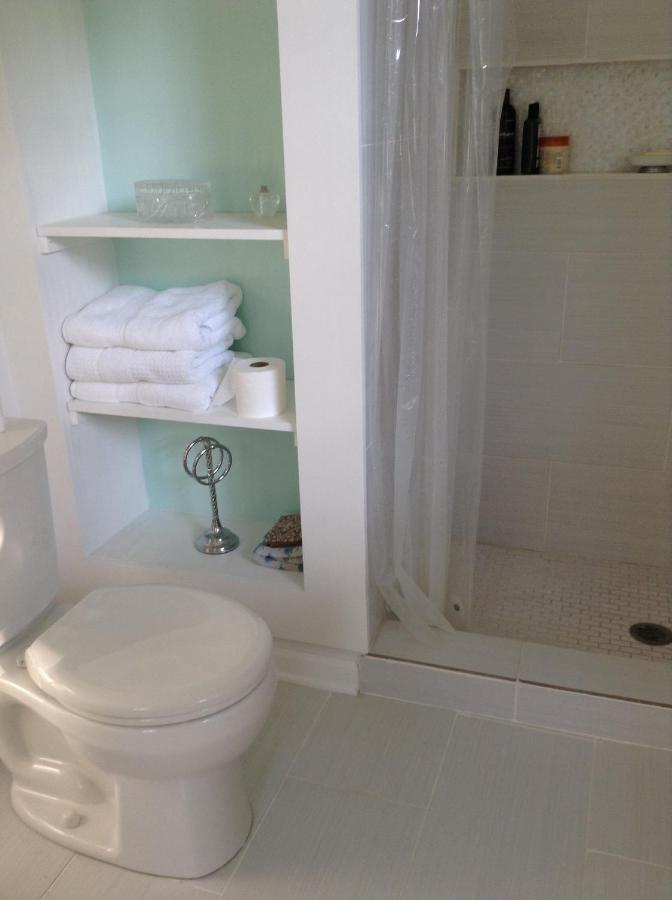 House On The Gwynns Falls Baltimore Extérieur photo